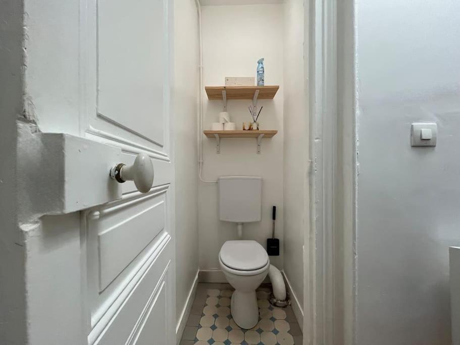 Central Typical Parisian Studio エクステリア 写真